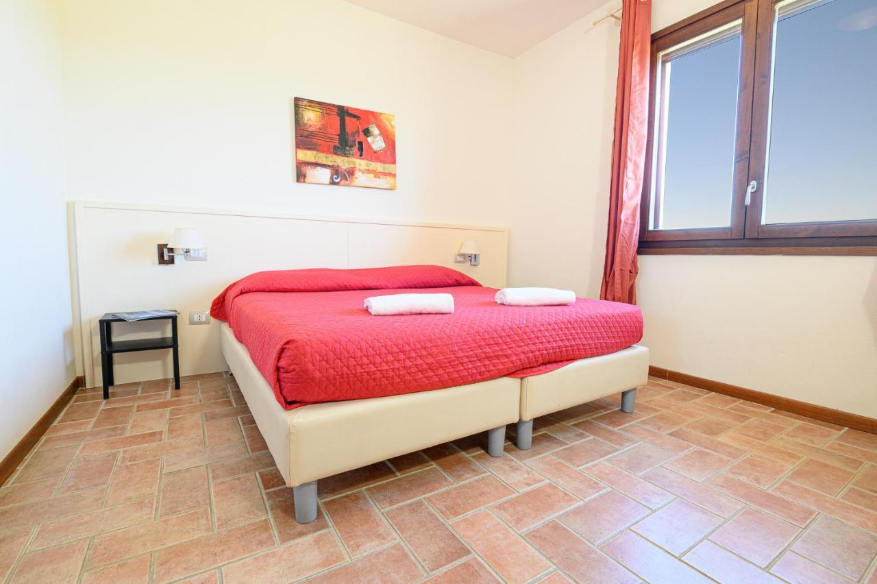 Residenza Principina Lejlighedshotel Principina Terra Eksteriør billede